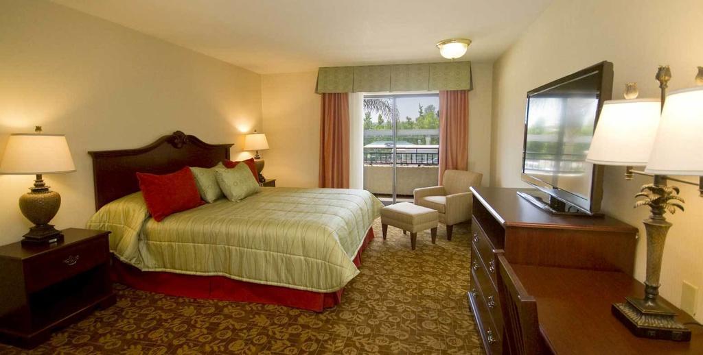 אנהיים Tropicana Inn & Suites מראה חיצוני תמונה