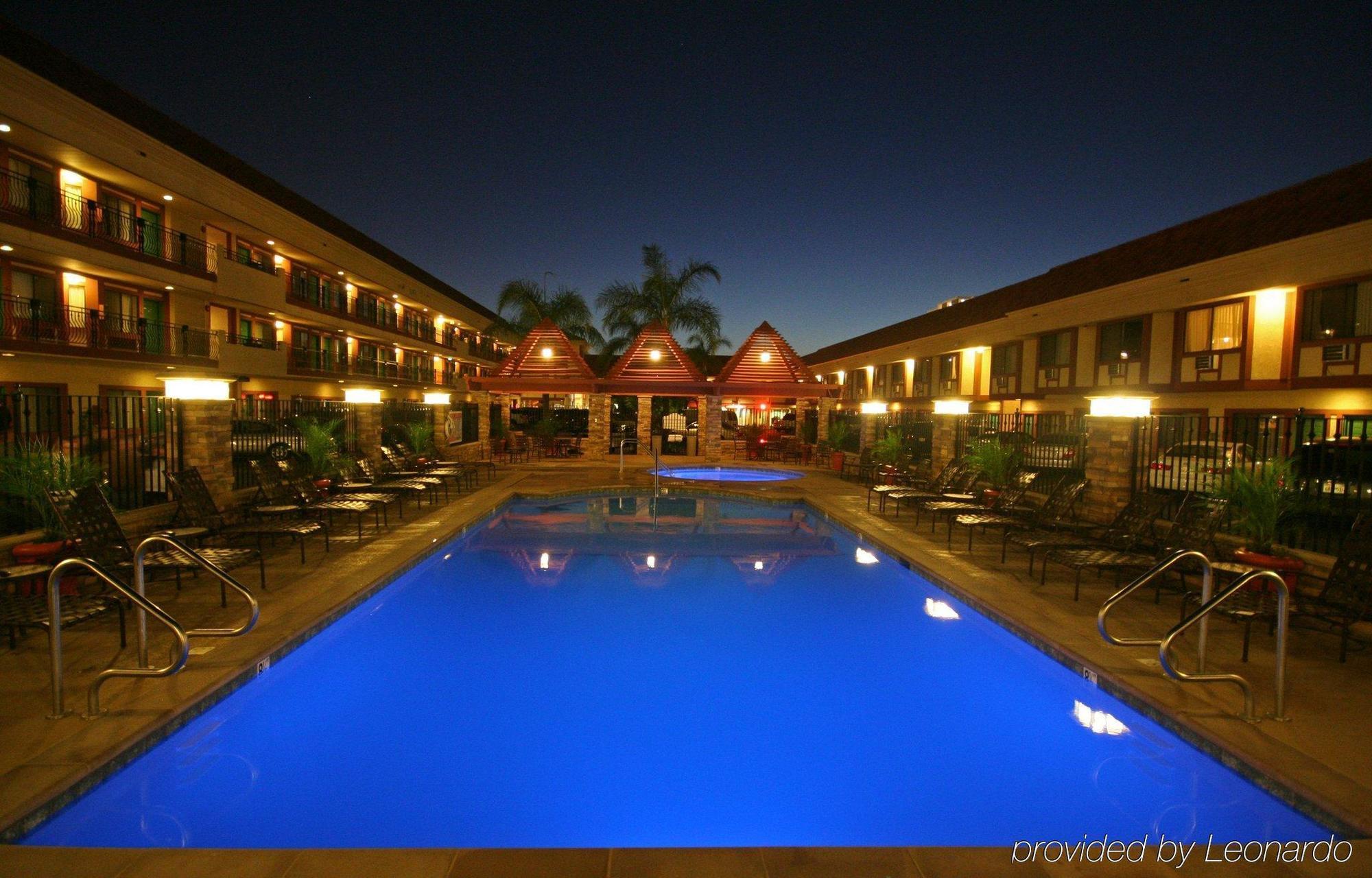 אנהיים Tropicana Inn & Suites מתקנים תמונה